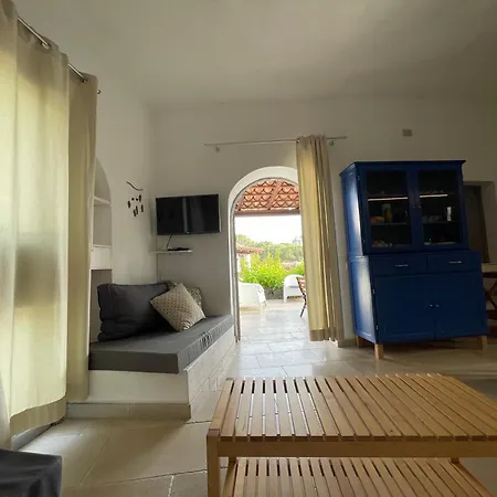 Hola Apartment